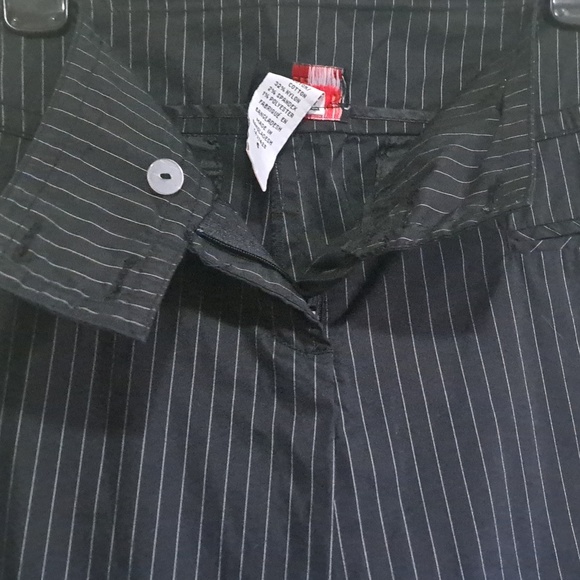 Pinstripe black and white ladies capri Leggings Office attire - Picture 4 of 8